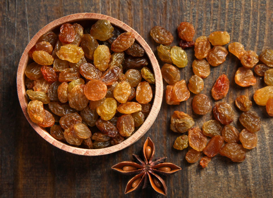 I cani possono mangiare l'uvetta? Tutto quello che devi sapere